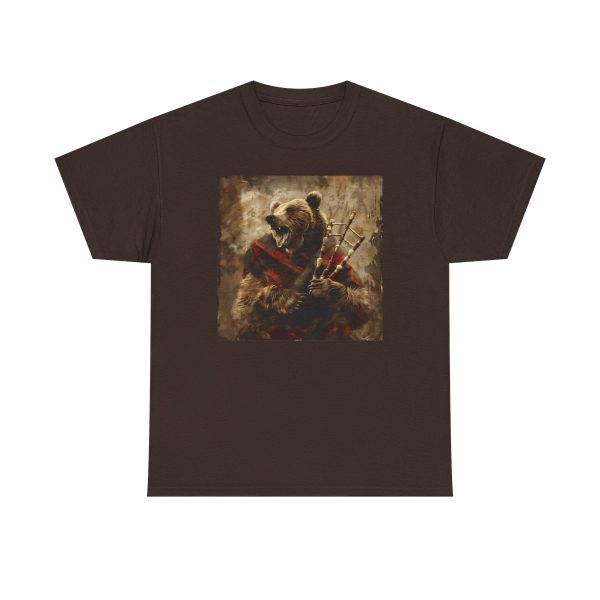 Grizzly Bear Playing the Bagpipes T-Shirt