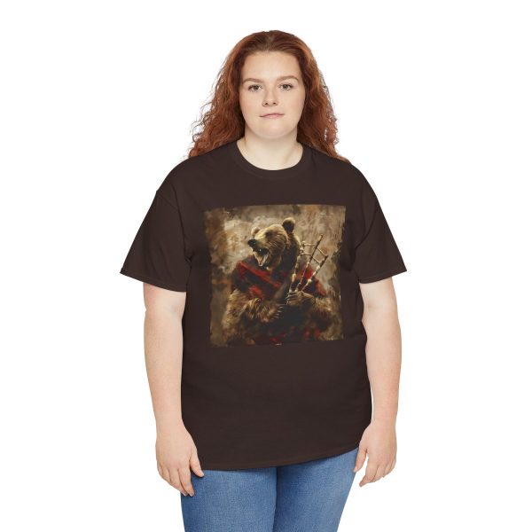 Grizzly Bear Playing the Bagpipes T-Shirt