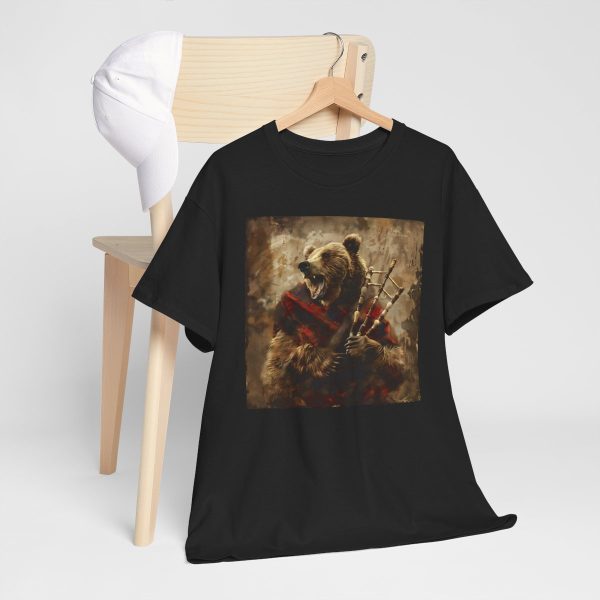 Grizzly Bear Playing the Bagpipes T-Shirt