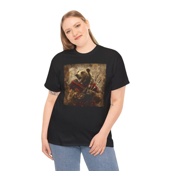 Grizzly Bear Playing the Bagpipes T-Shirt