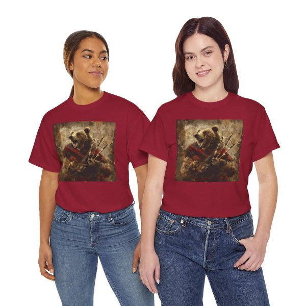 Grizzly Bear Playing the Bagpipes T-Shirt