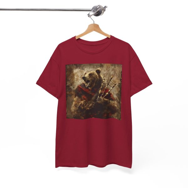 Grizzly Bear Playing the Bagpipes T-Shirt