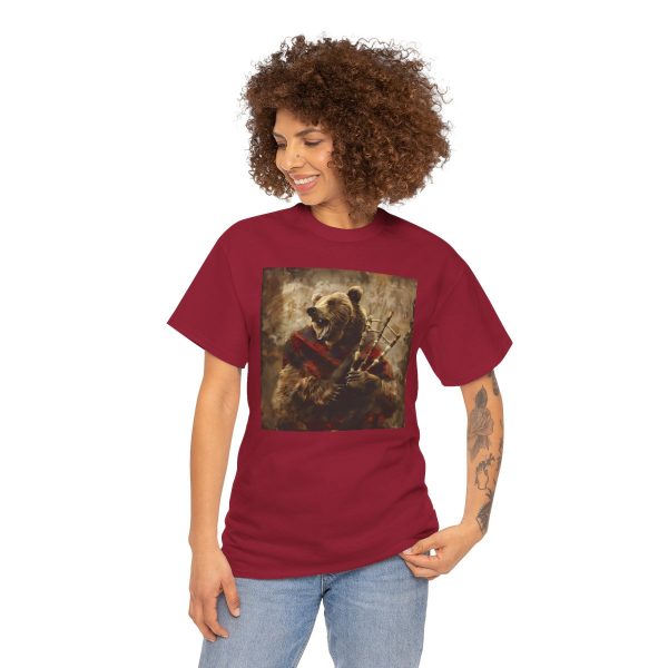 Grizzly Bear Playing the Bagpipes T-Shirt