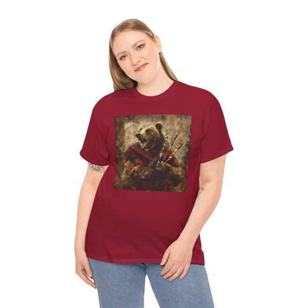 Grizzly Bear Playing the Bagpipes T-Shirt