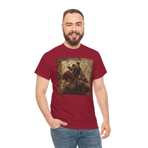 Grizzly Bear Playing the Bagpipes T-Shirt